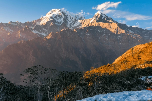 sunlight hitting annapurna peak